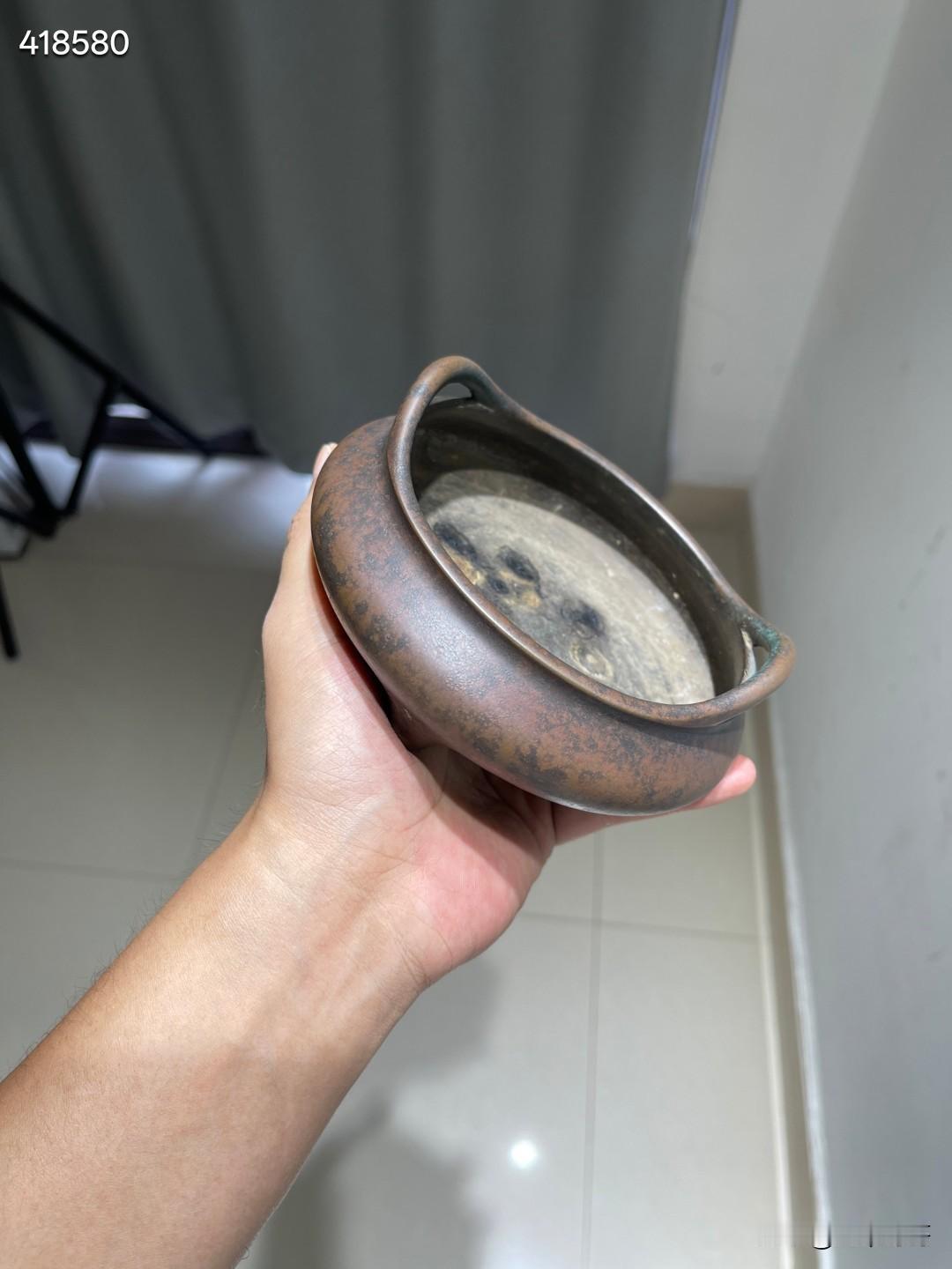 清 琴书侣款凤眼炉

规格：口径11.5cm，通高6.5cm，重880g
此炉甄