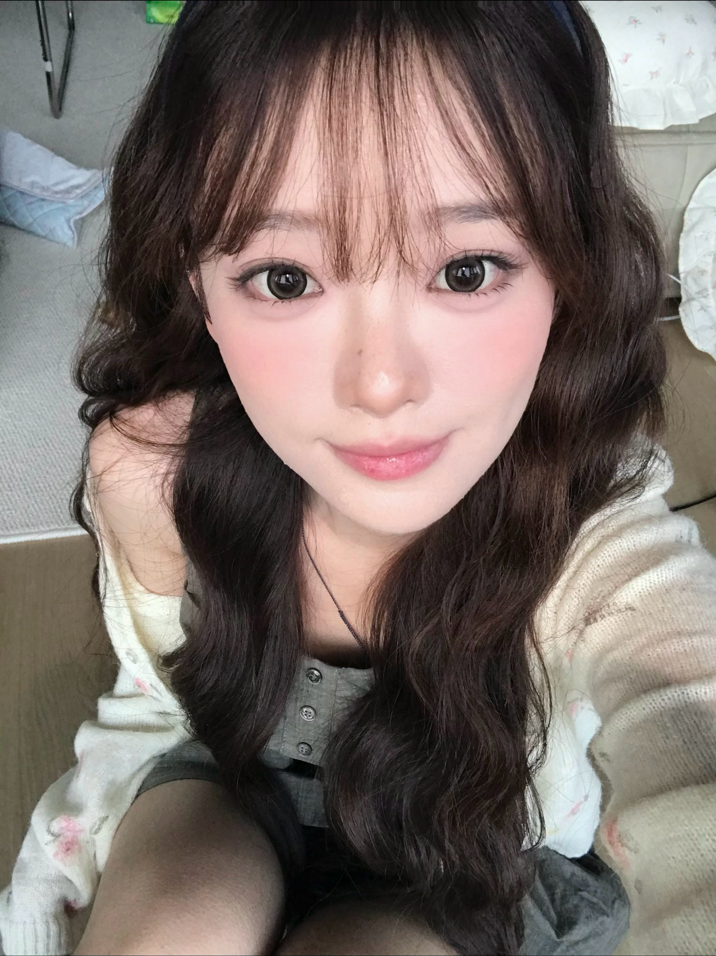 今天小抖发了这个妆教！[泪][泪]但是好模糊咋不知道为什么 ​​​