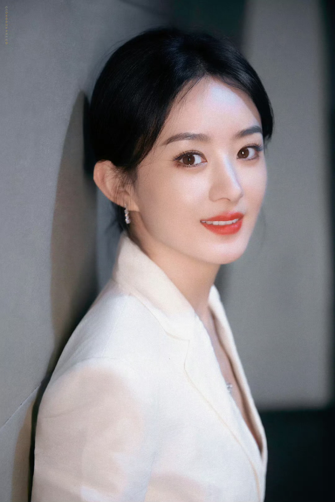 又飒又美的女领导呀