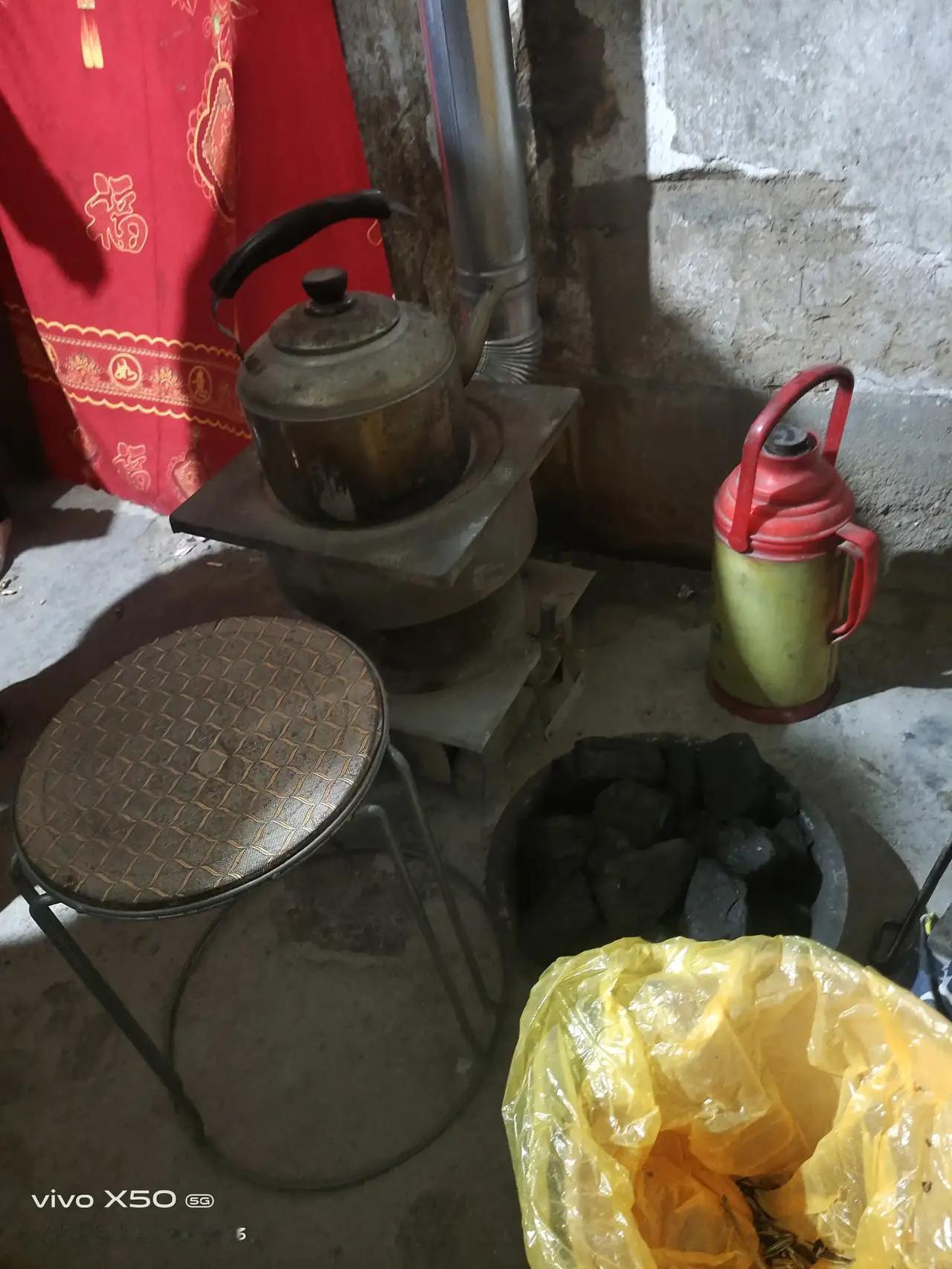 养儿防老这是中华人民刻在骨子里的执念……可是养儿真的可以防老吗？老孙摇摇头，唉，