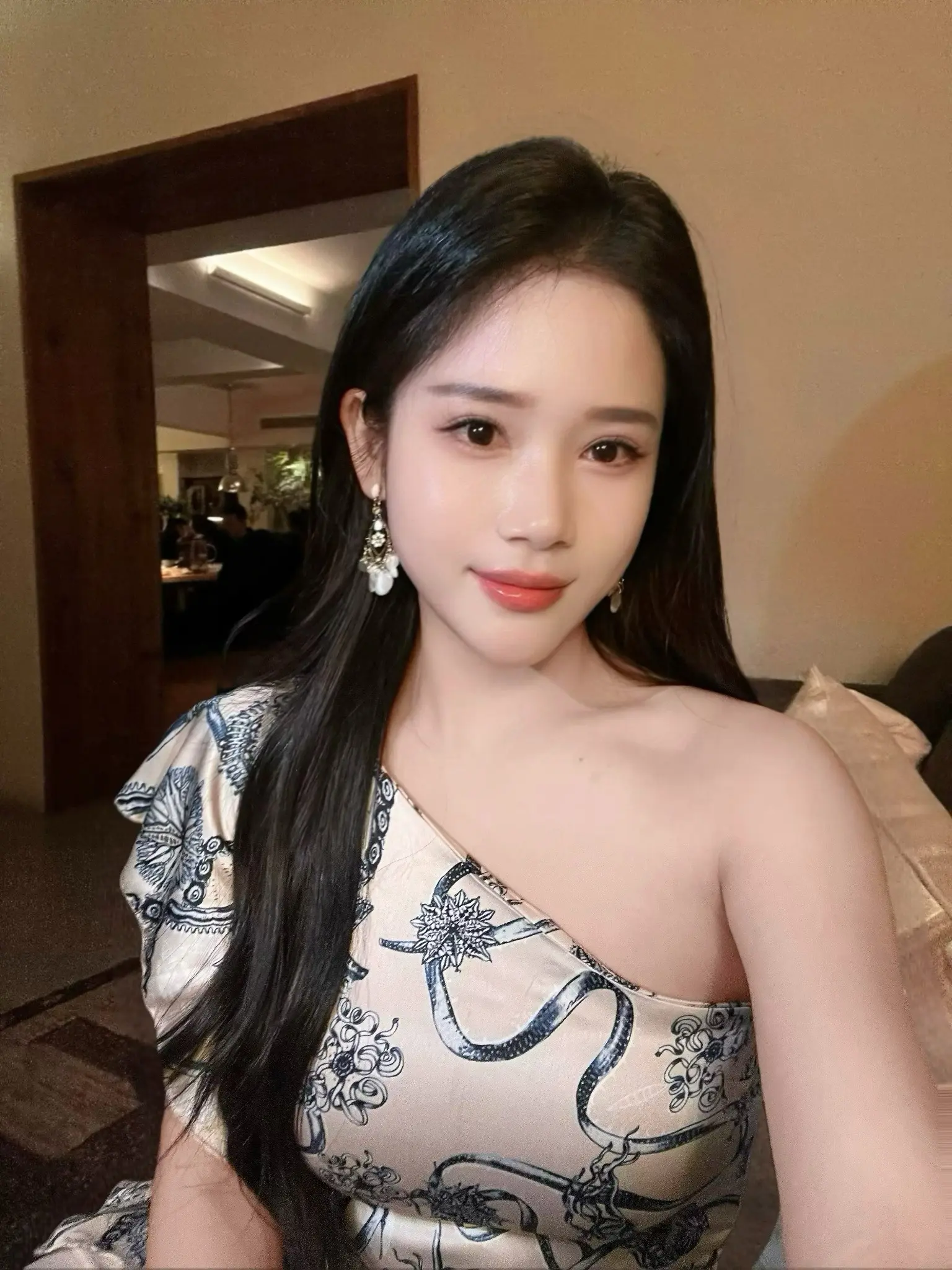 你应该大声说拜拜