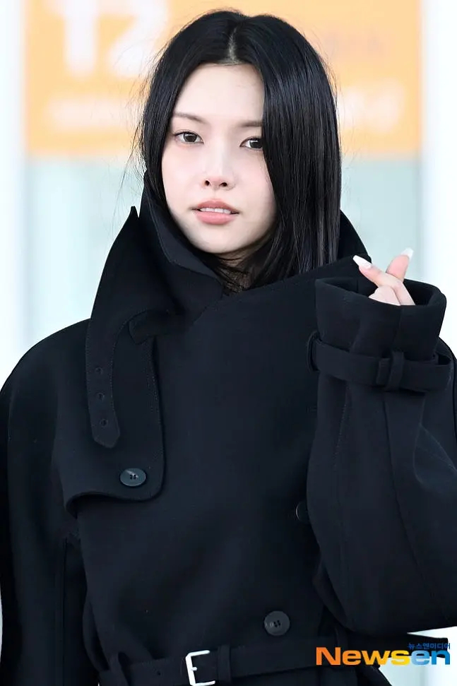 illit 的女孩为什么看起来命很苦的样子 