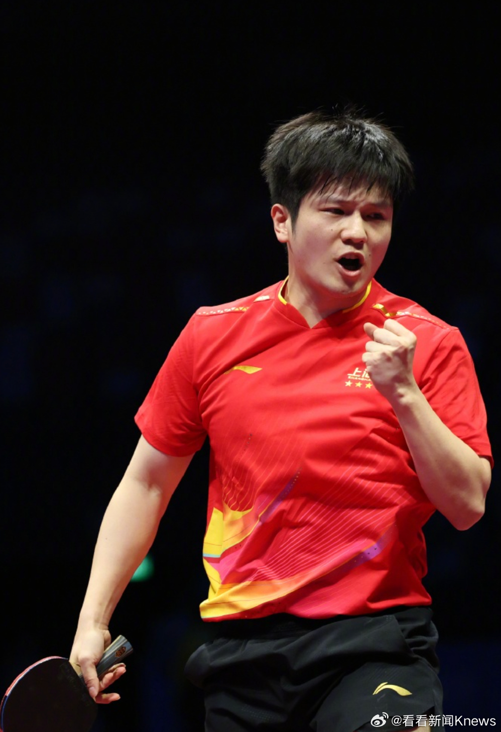 11月20日，第十五届全运会乒乓球男团决赛在澳门举行，北京队对阵上海队，第二盘比