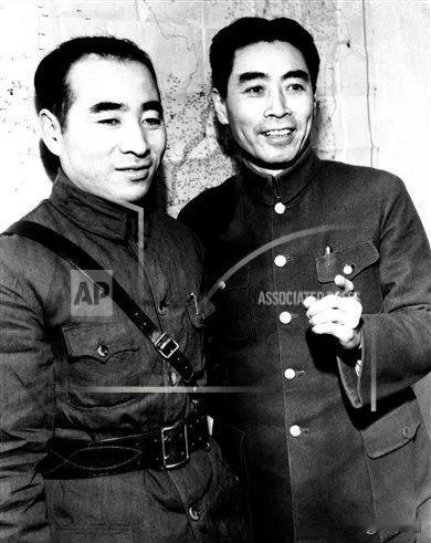 年富力强，神采奕奕的两人组，何等魅力无限，你说人真的会变吗？结局何等唏嘘！