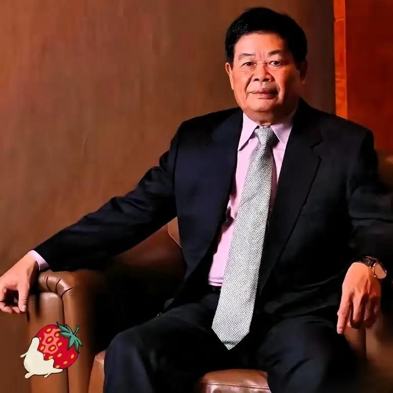 曹德旺为啥急于交班？
曹德旺说
自己刚从上海体检回来，报告上面说，他身体没毛病，