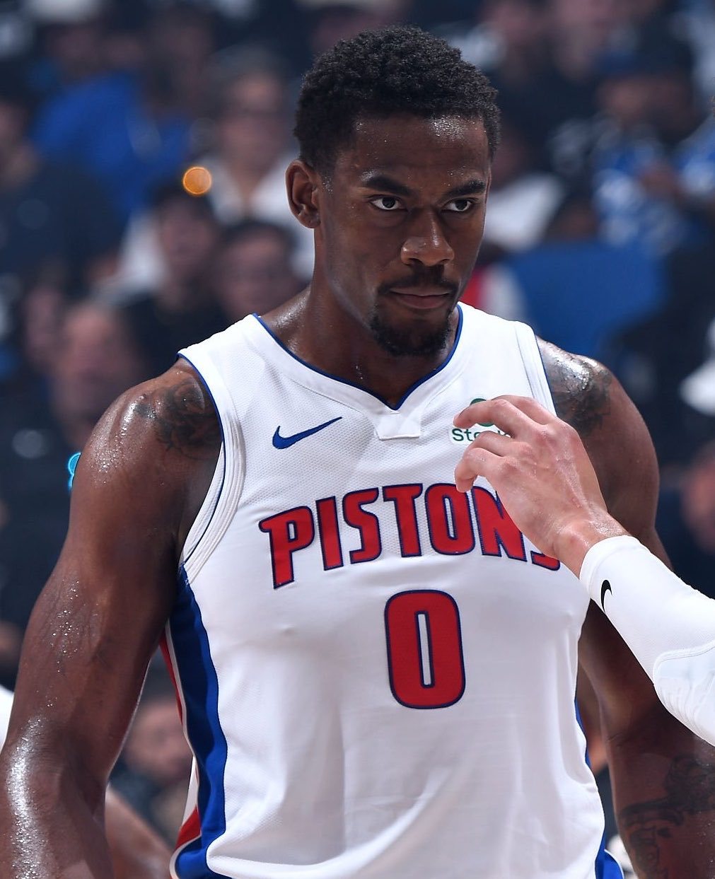 杜伦：还没结束呢兄弟，很多球队完成了1-3落后的翻盘。…我依然觉得我们是更好的球