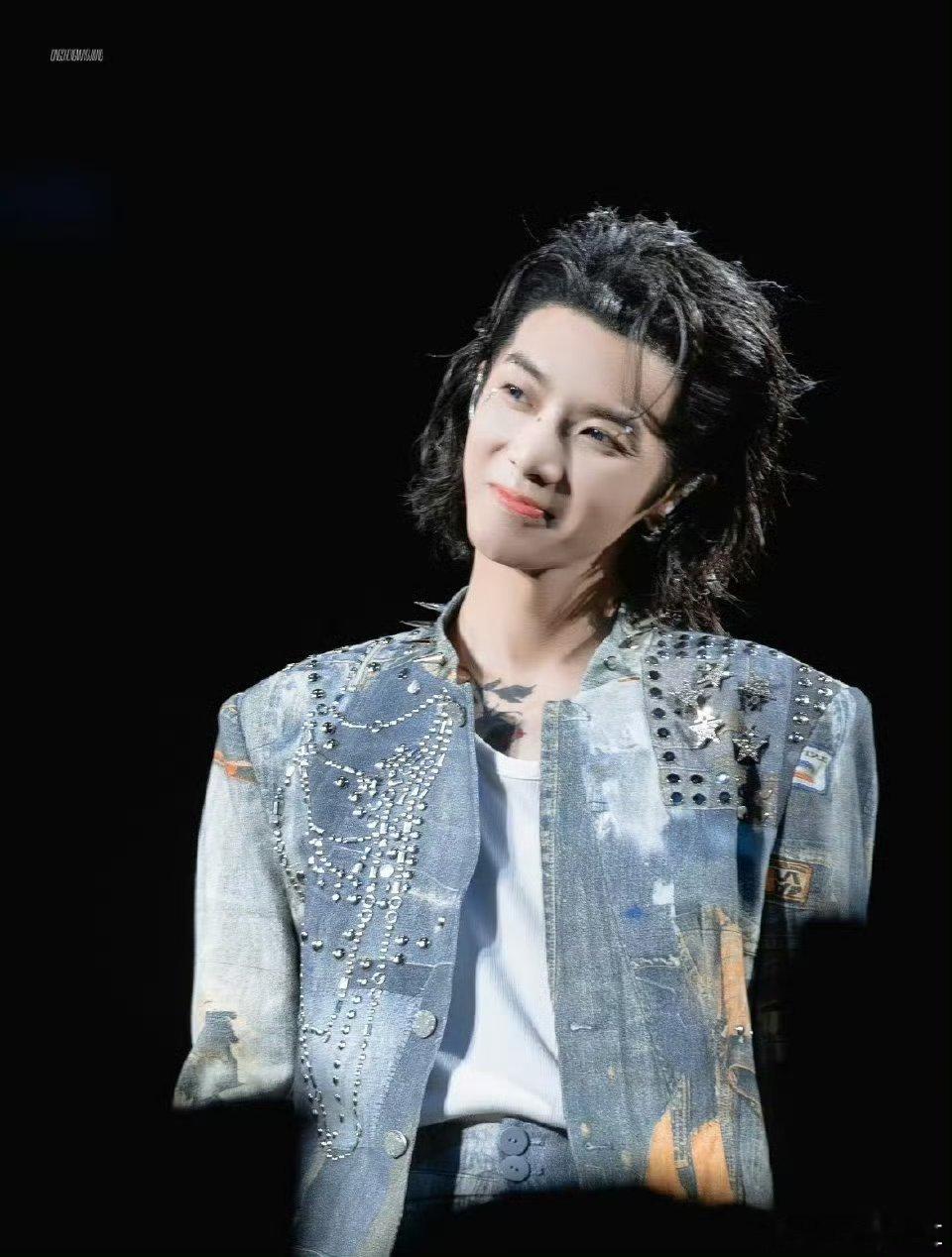 偶像的力量！夏哲轩视华晨宇为领路人，得到偶像鼓励当场重拾状态～ 