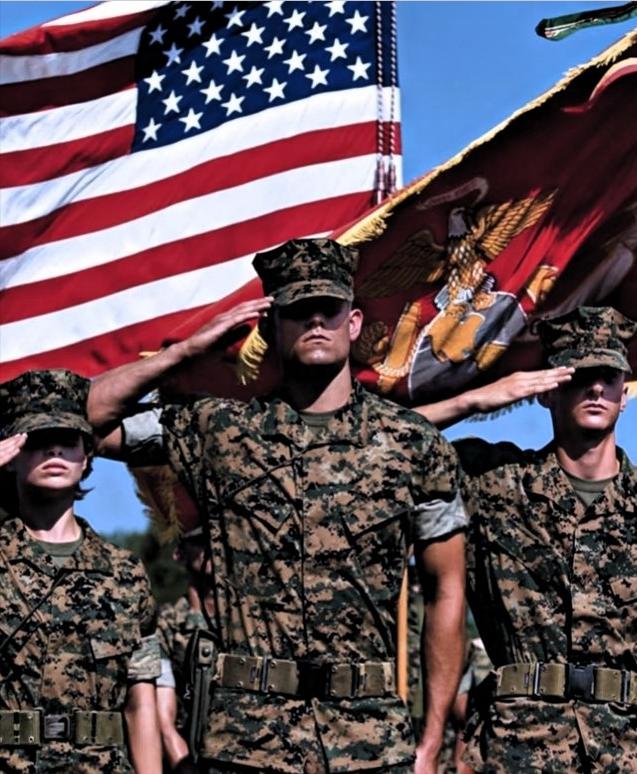 一名美国大兵怒火中烧地说：“我是美国军人，我知道现在的东方大国很强大，我们不可能