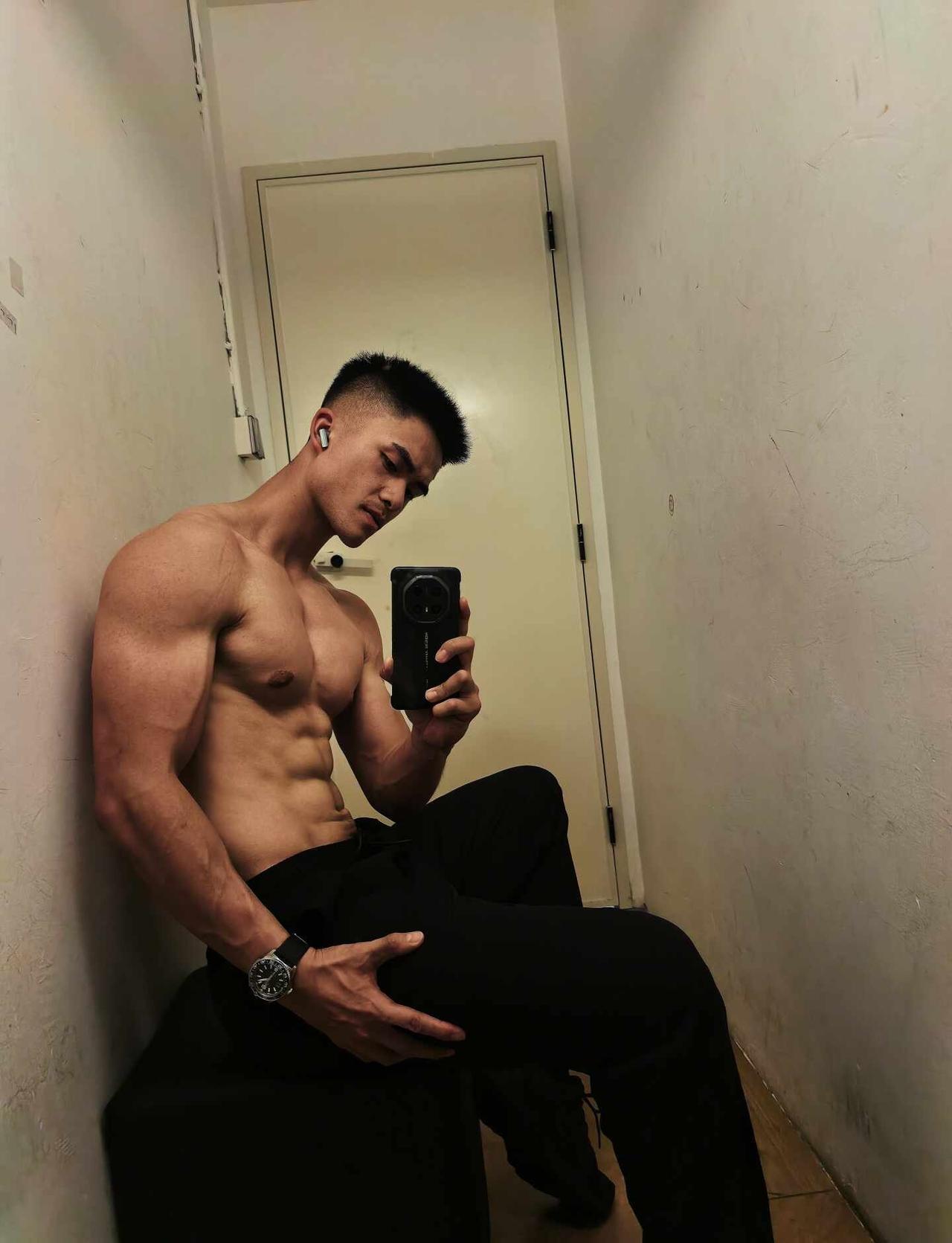 真男人只用原相机
健身 流量 随拍