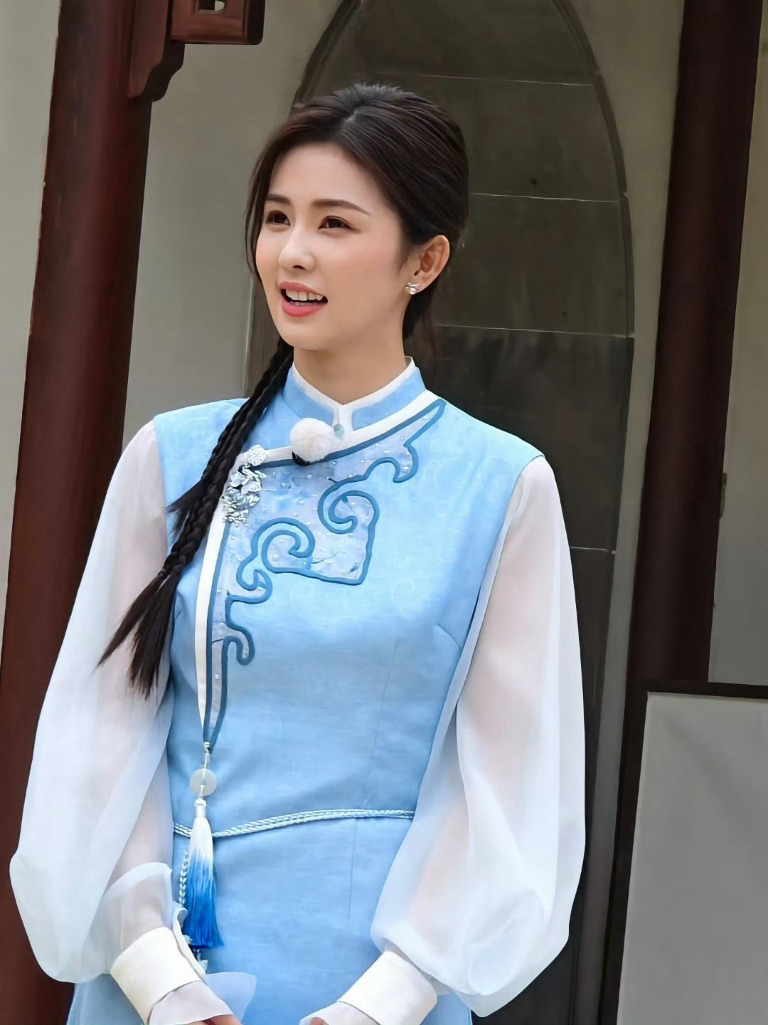 白鹿名牌变白梦妍白鹿名牌变白梦妍 ​​​