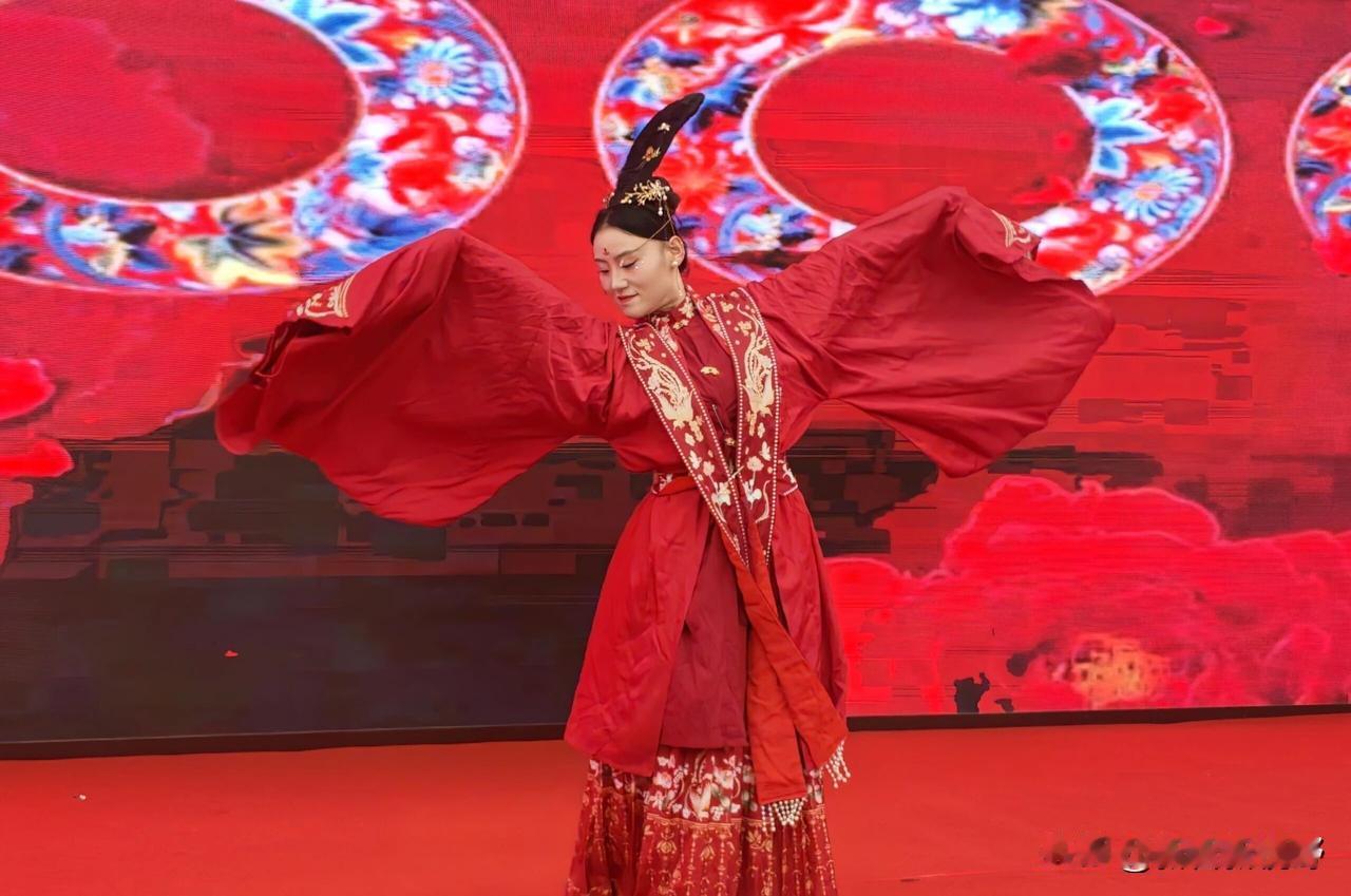 穿越时空的古典舞，惊艳了时光！如何能做好一碗正宗的陕西臊子面 西安好吃的饭推荐 
