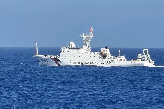 两岸舰船10月20日在东沙再次对峙！台湾海巡署称，大陆海警船喊话“中华民国不存在