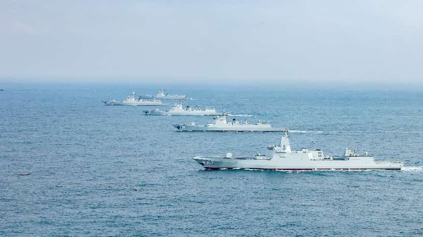 中国万吨大驱十舰成峰，对美底牌亮得恰到好处
日前，我国海军官宣，万吨大驱再添新成