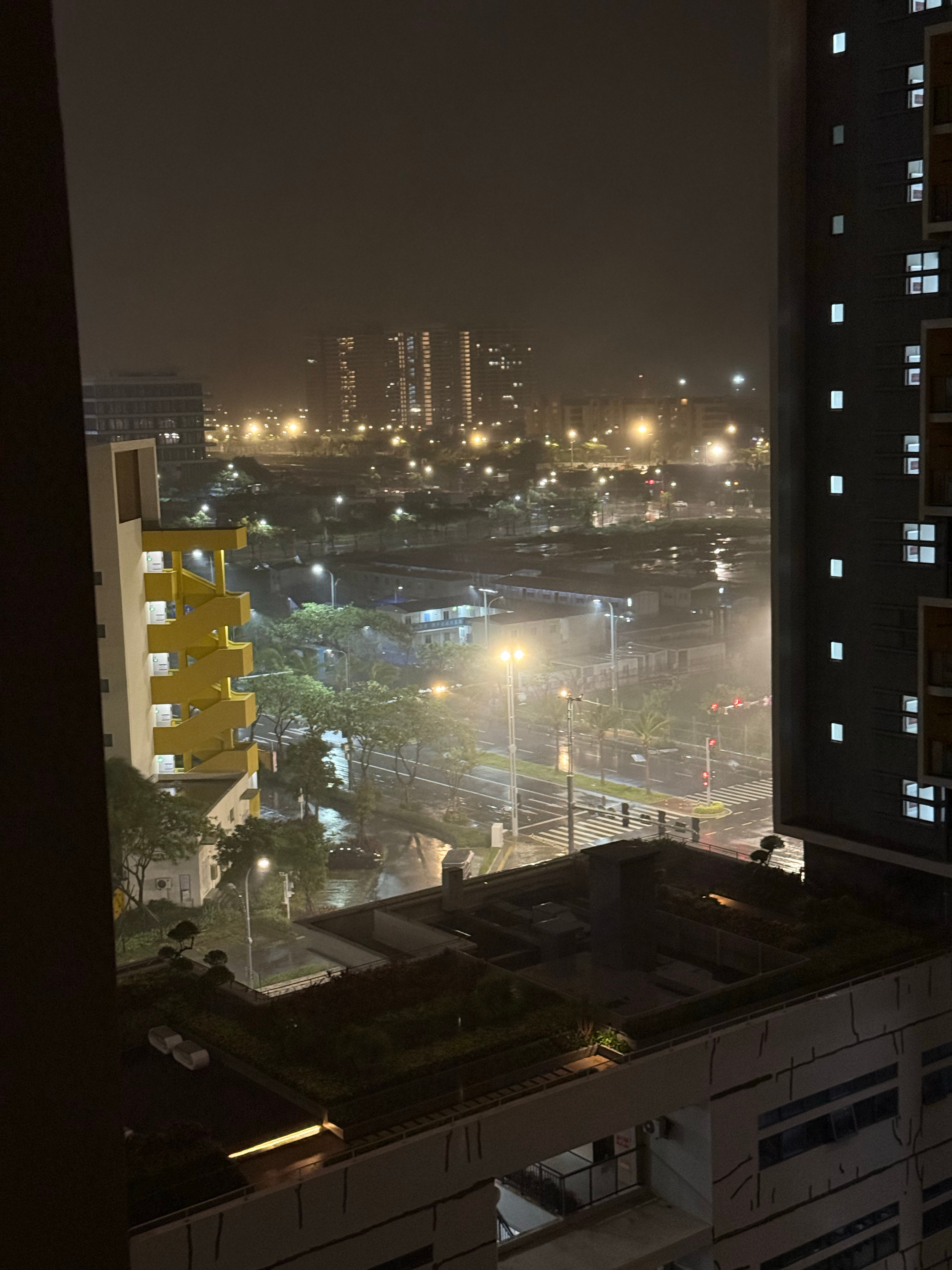 进决赛圈了 12级剑鱼台风 ​​​