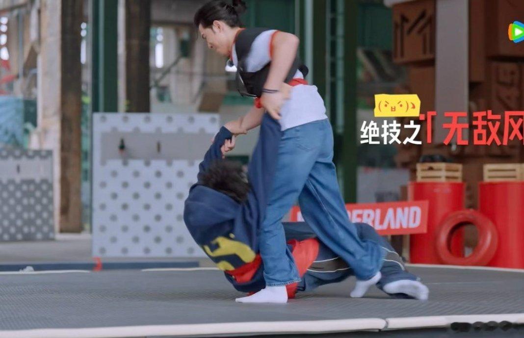伊能静问庾恩利个性遗传谁恩利比泥鳅还难抓 不得不说庾恩利的综艺感真的藏不住！运动