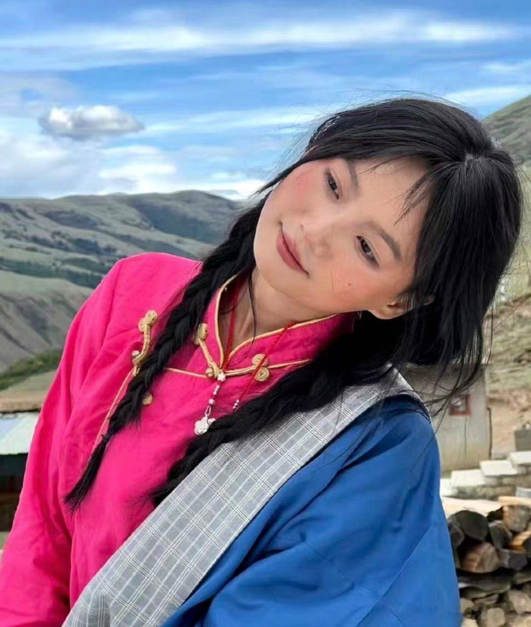 点开戛纳发现全是熟人作品本来以为只是随便看看，结果未来导演扶持计划直接把熟人们打
