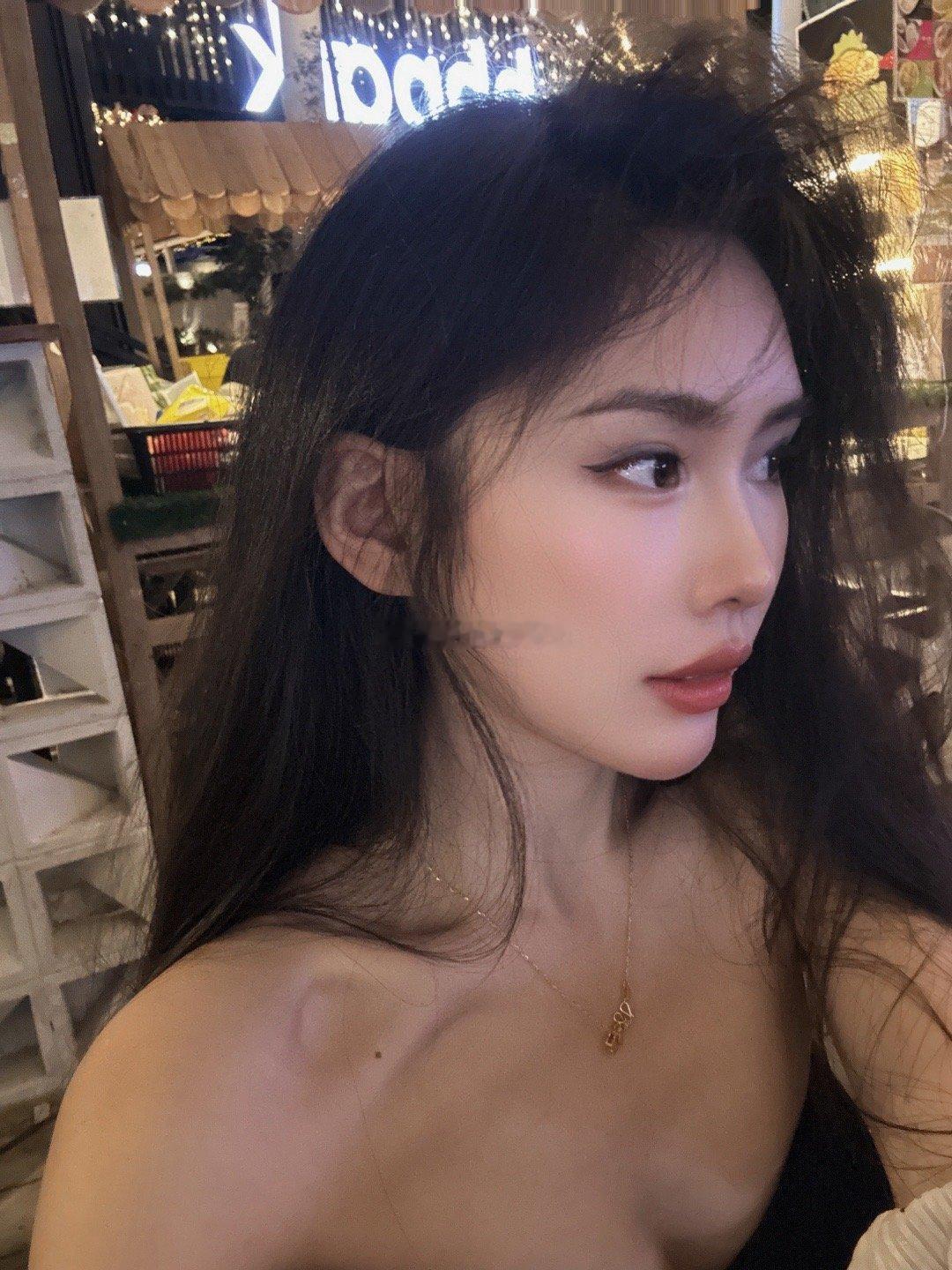 真的超喜欢贵州和云南的吃的，好想去贵州吃好吃的[泪][泪]想吃折耳根 ​​​