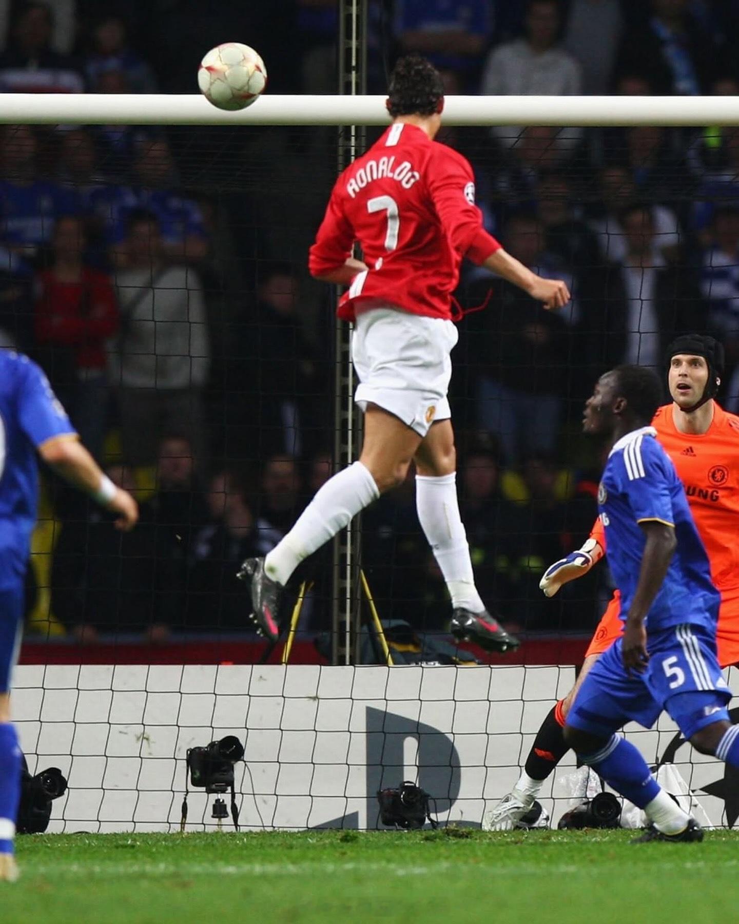 C罗：从欧冠到世界杯？2008年，小小罗的第一个欧冠冠军，莫斯科的雨夜，透彻的冷