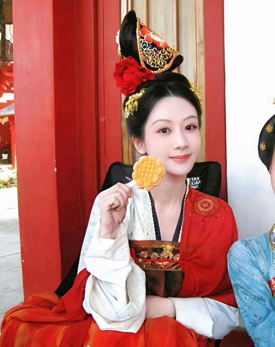 电视剧国色芳华 何惟芳我想你了！平行世界里的你一定要快乐哦 
