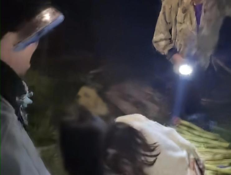 这生意让四川人做的又有趣又好玩
四川眉山最近有一个活动，非常的火爆，引来了很多年