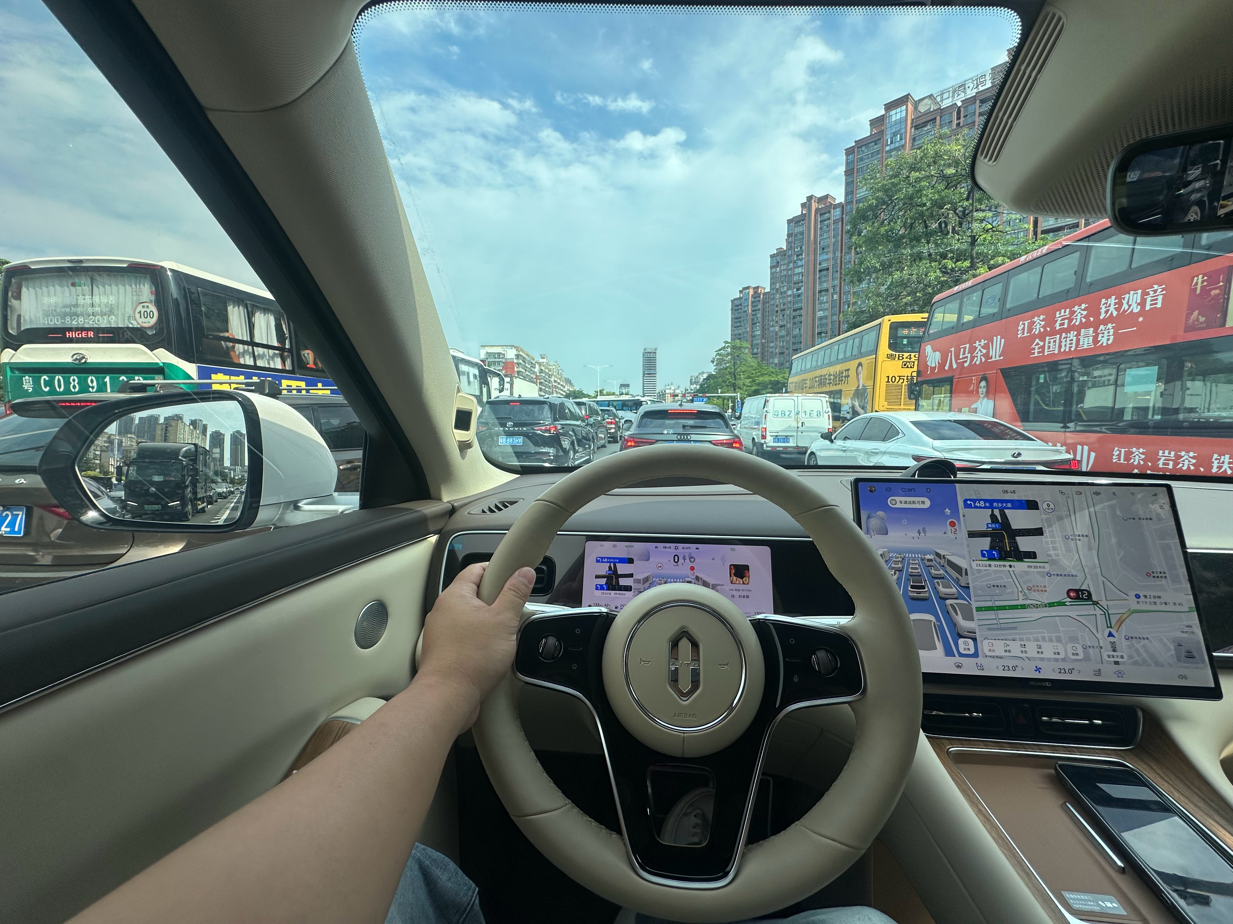 兄弟们，去车展现场了，想看什么车？ 深圳