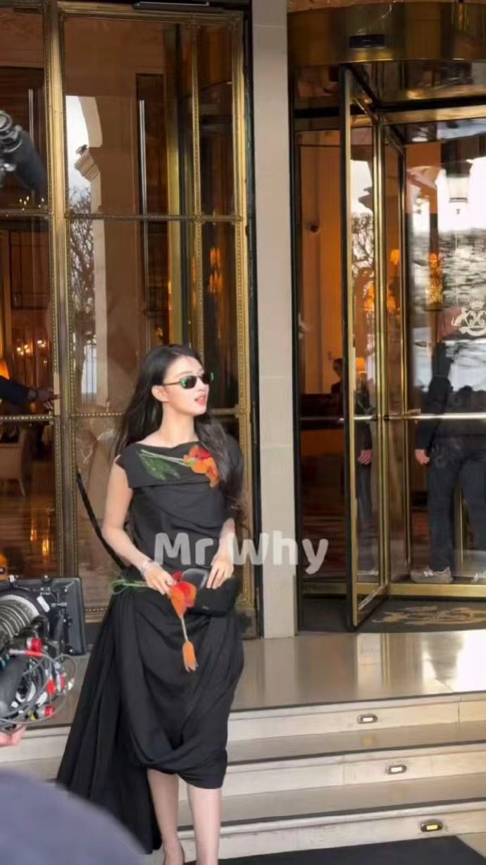 王楚然从旧时光画报里走出来的千金王楚然颜值身材双双在线 王楚然颜值身材双双在线，