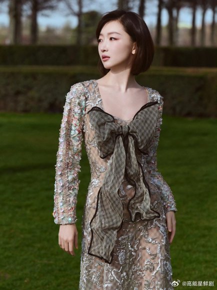 周冬雨说平生最恨被人催周五晚高疯周冬雨也太真实了，直接说平生最恨被人催，被催到手