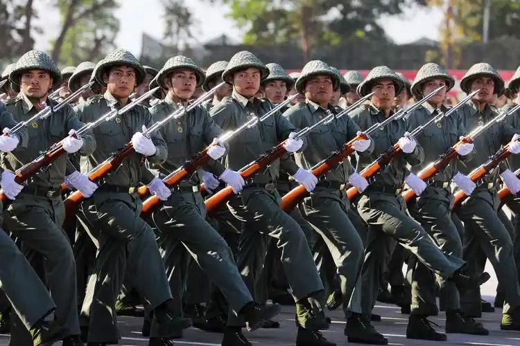 老挝军事实力很弱，为何却能保持地区稳定？
老挝经常被外界视为东南亚军事存在感最低