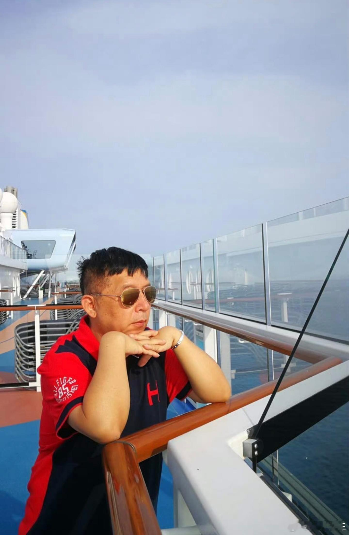 所有离开故乡，选择漂泊的人，在走出家门那一刻就要知道，往后，你就是你自己的家，在