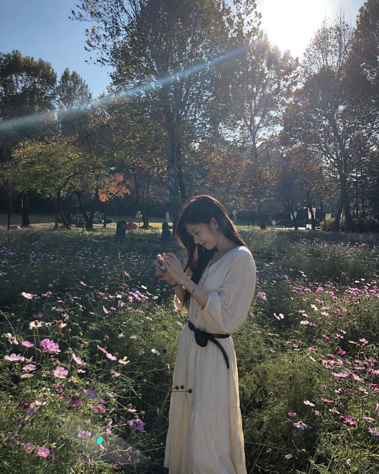 郑素敏 和秋天太适配啦😘🍂～ 