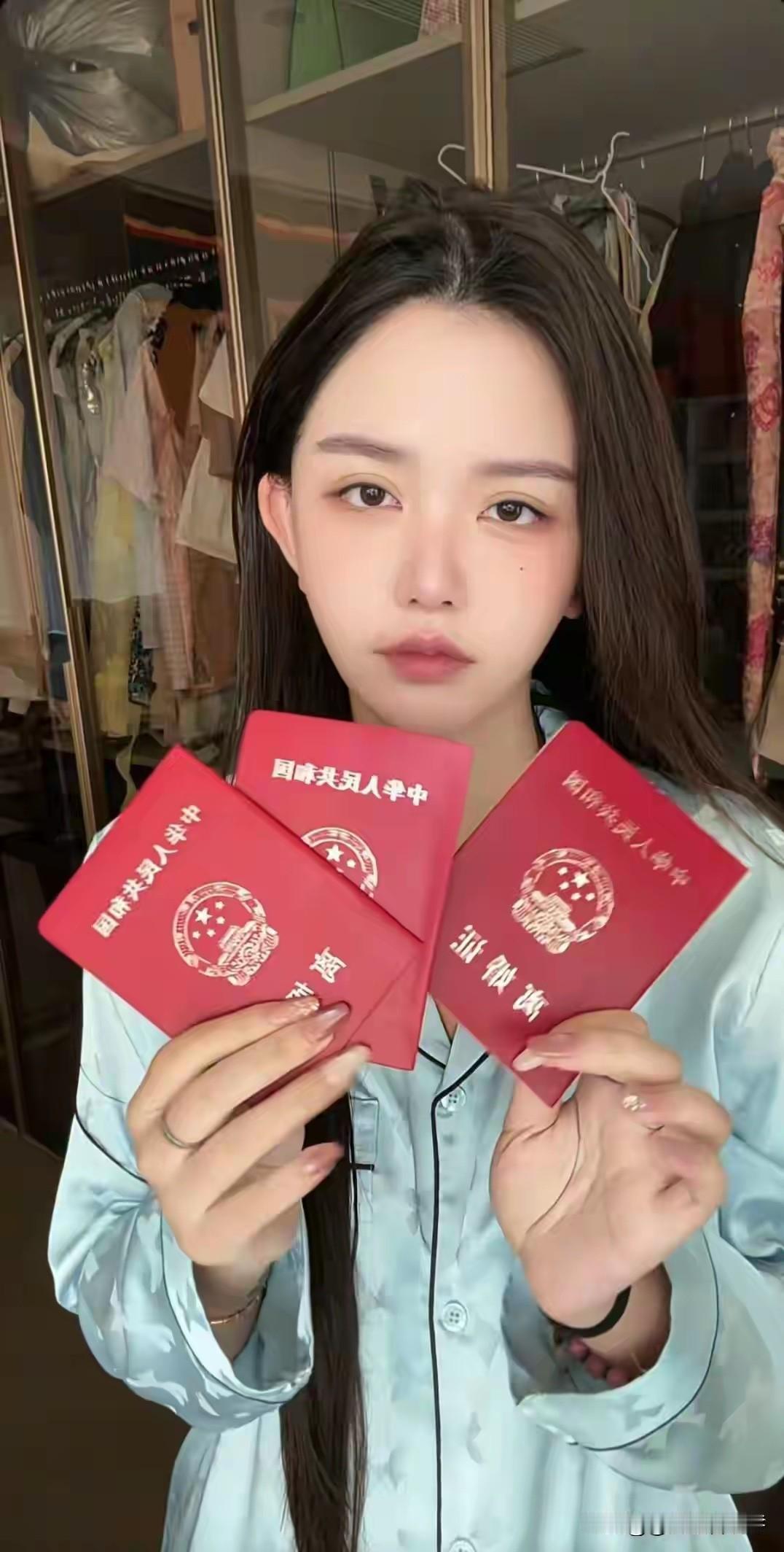 网信办整治网上负能量，真的搞错了对象！跟张雪峰和蓝战非比，26岁就四婚三次离婚的