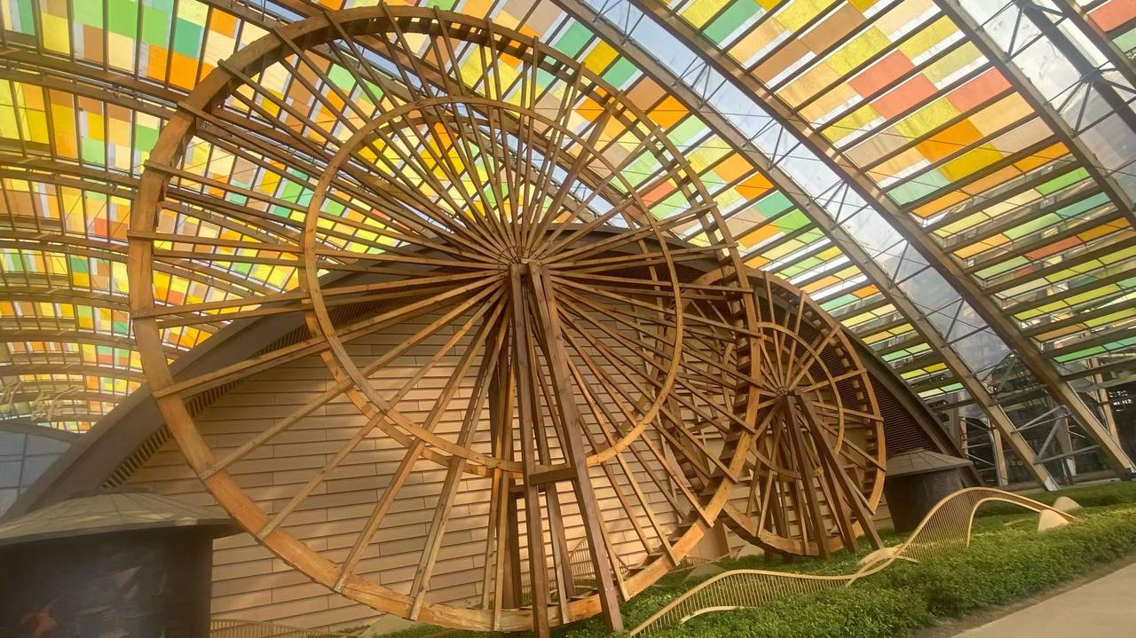 做人不必太较真，心安即是圆满，舒心就好
 
活到这岁数，算是彻底想通了，做人呐，