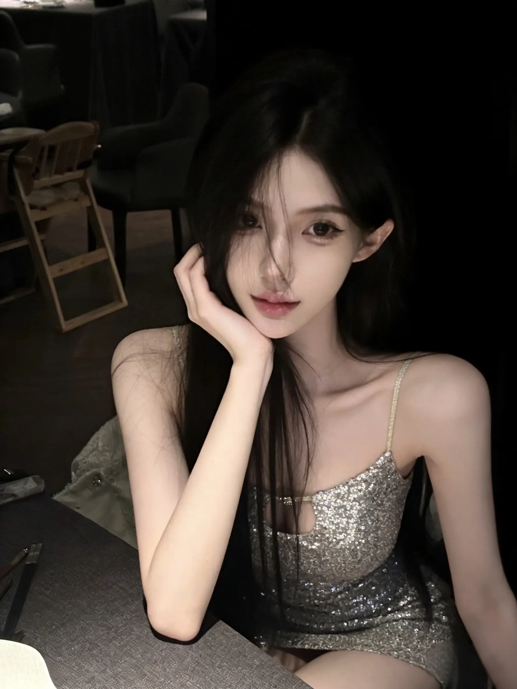 穿搭 亮片裙闪爆 温柔御姐 甜御双修 纯欲天花板