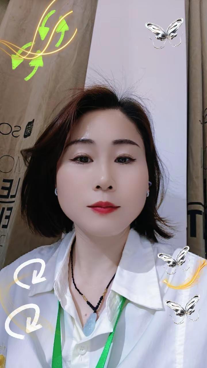 现在拍照全靠美颜了😁