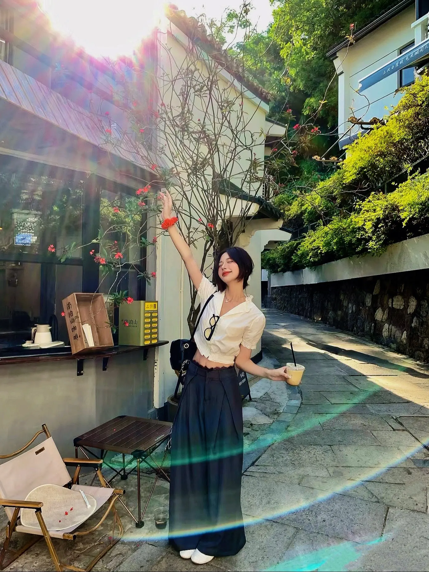 突然发现 今年的521好有意义刚好是小满 那就祝我的挚友 浪漫撞满怀 ...