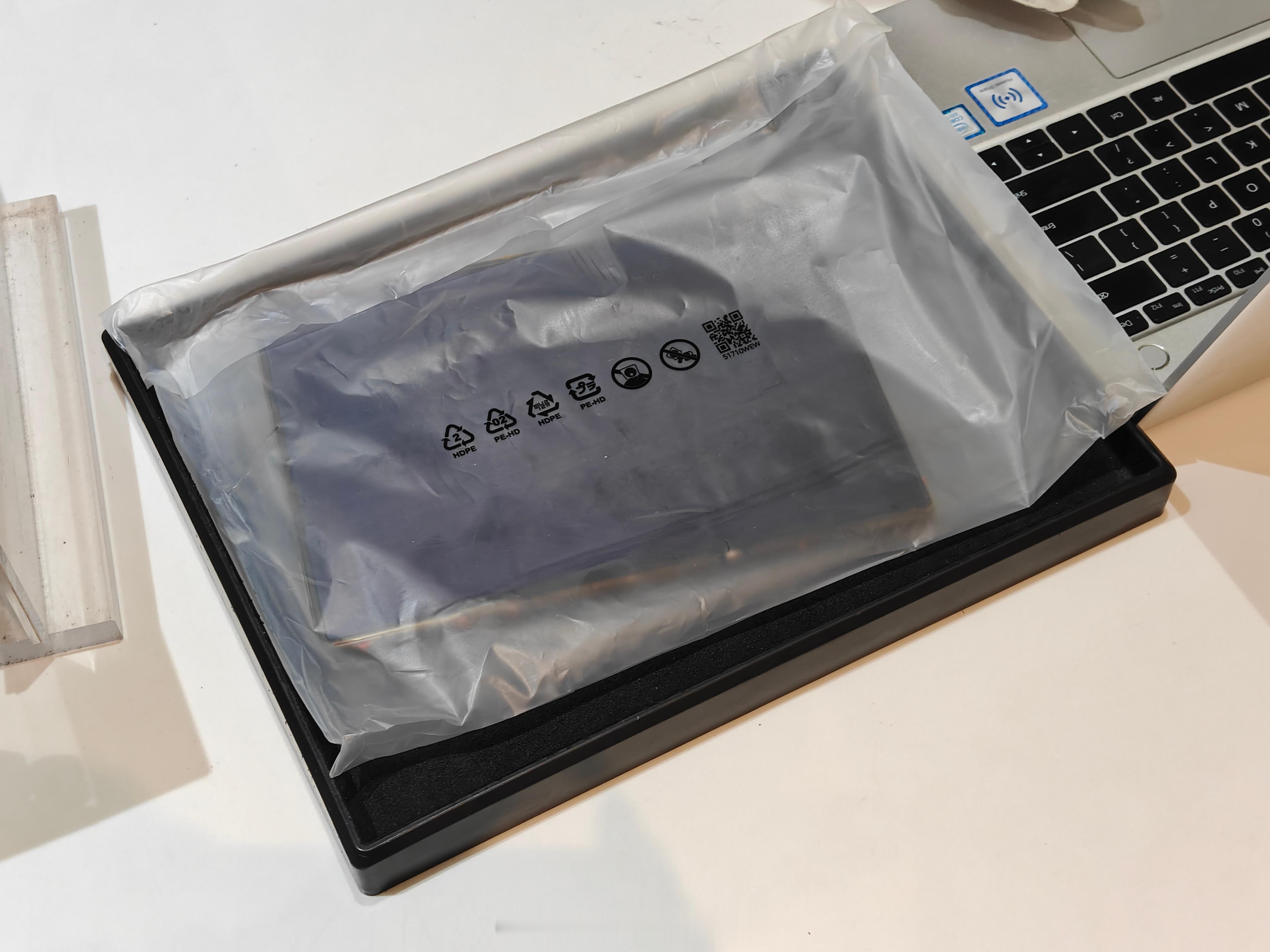 过来取我之前坏点的华为MateXT了那个坏点也不知道是怎么出现的，但是听说华为的