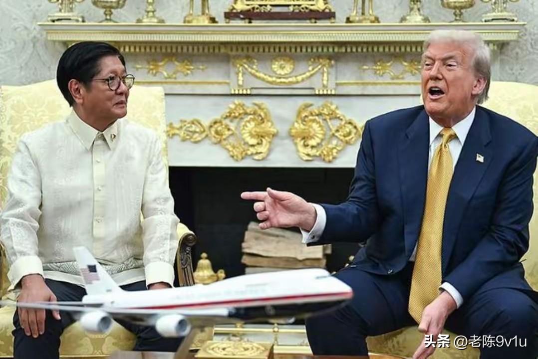 3月18日菲律宾2架C-208型飞机非法侵闯中国黄岩岛领空，系蓄意挑衅。小马科斯