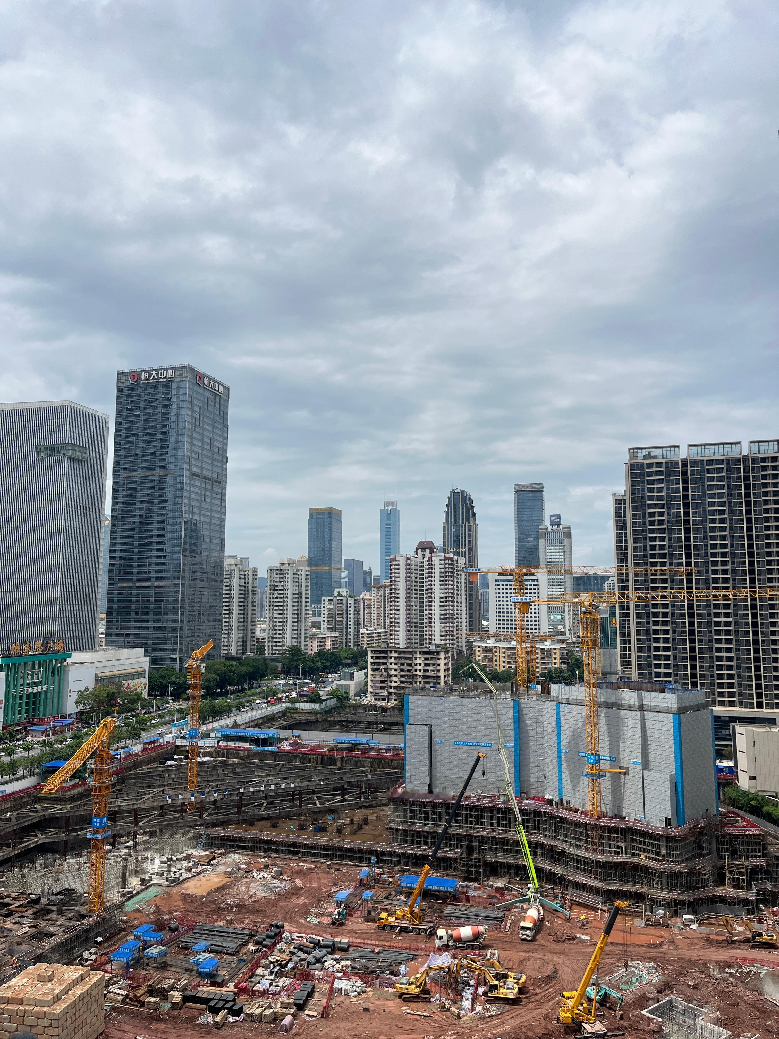 特区向省城学习 