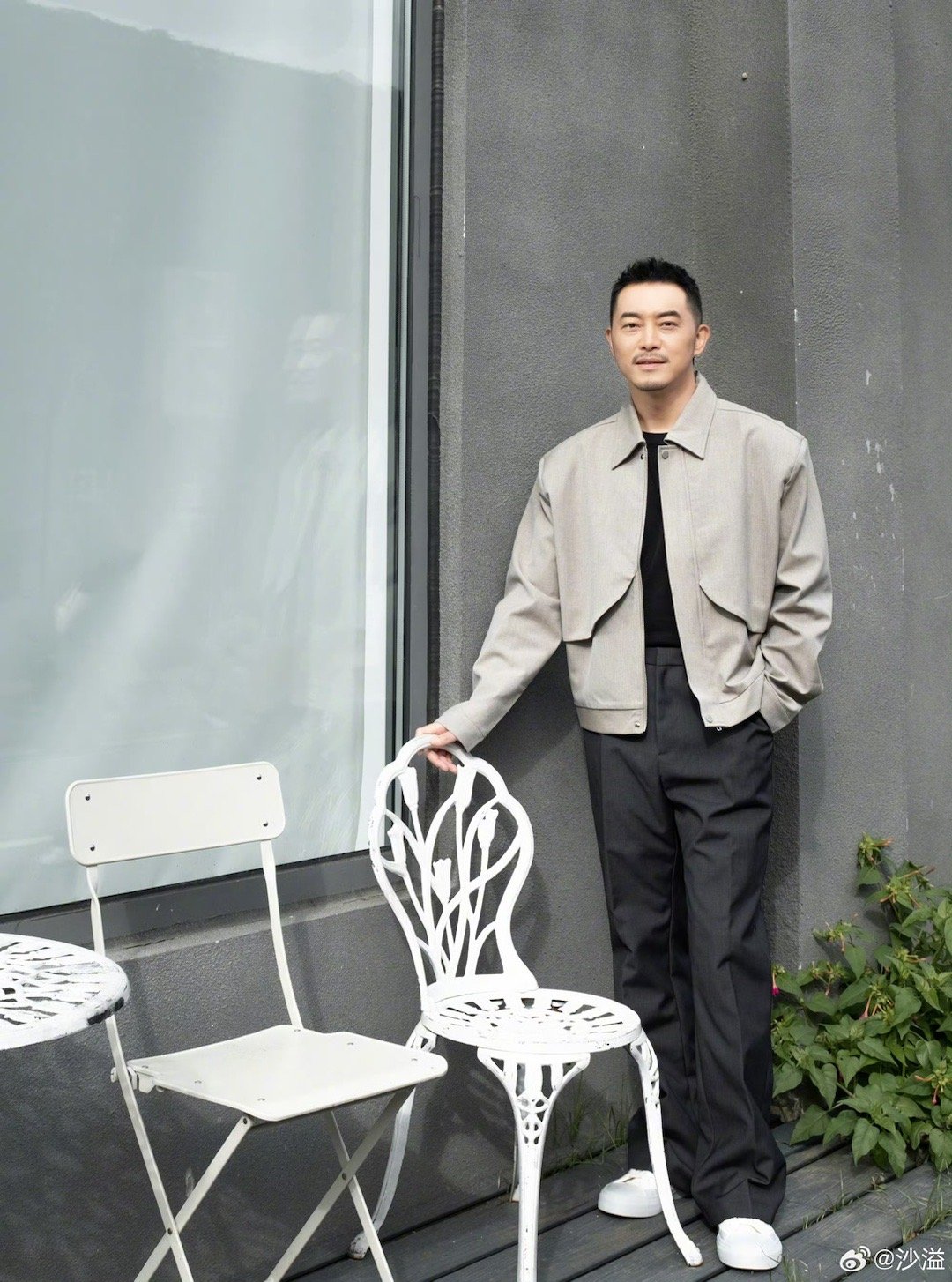 就这么水灵灵的变帅了[awsl]#沙溢说没皮没脸的白大哥又回来# ​​​