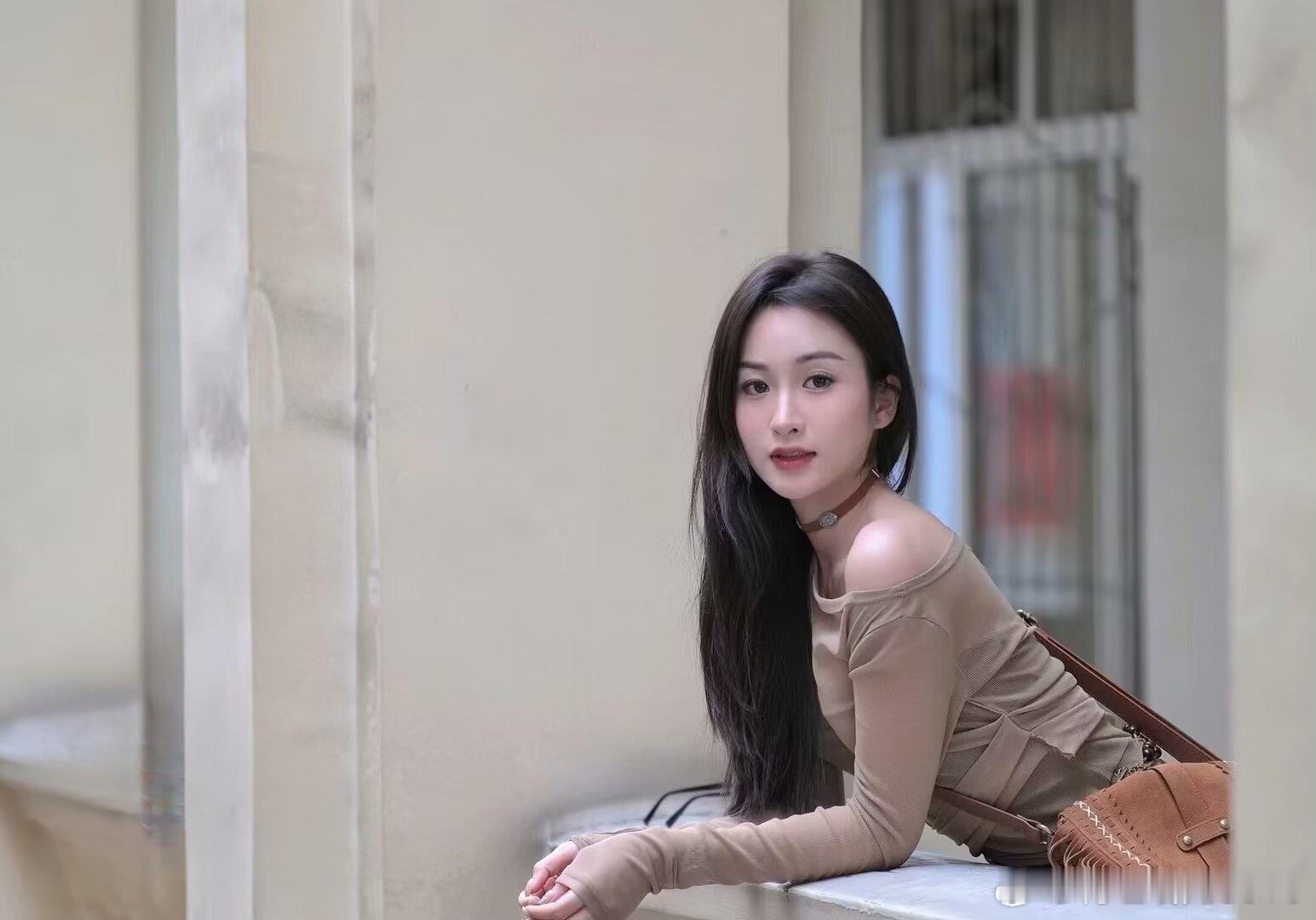 时尚穿搭今天穿什么ootd 咖色系穿搭 