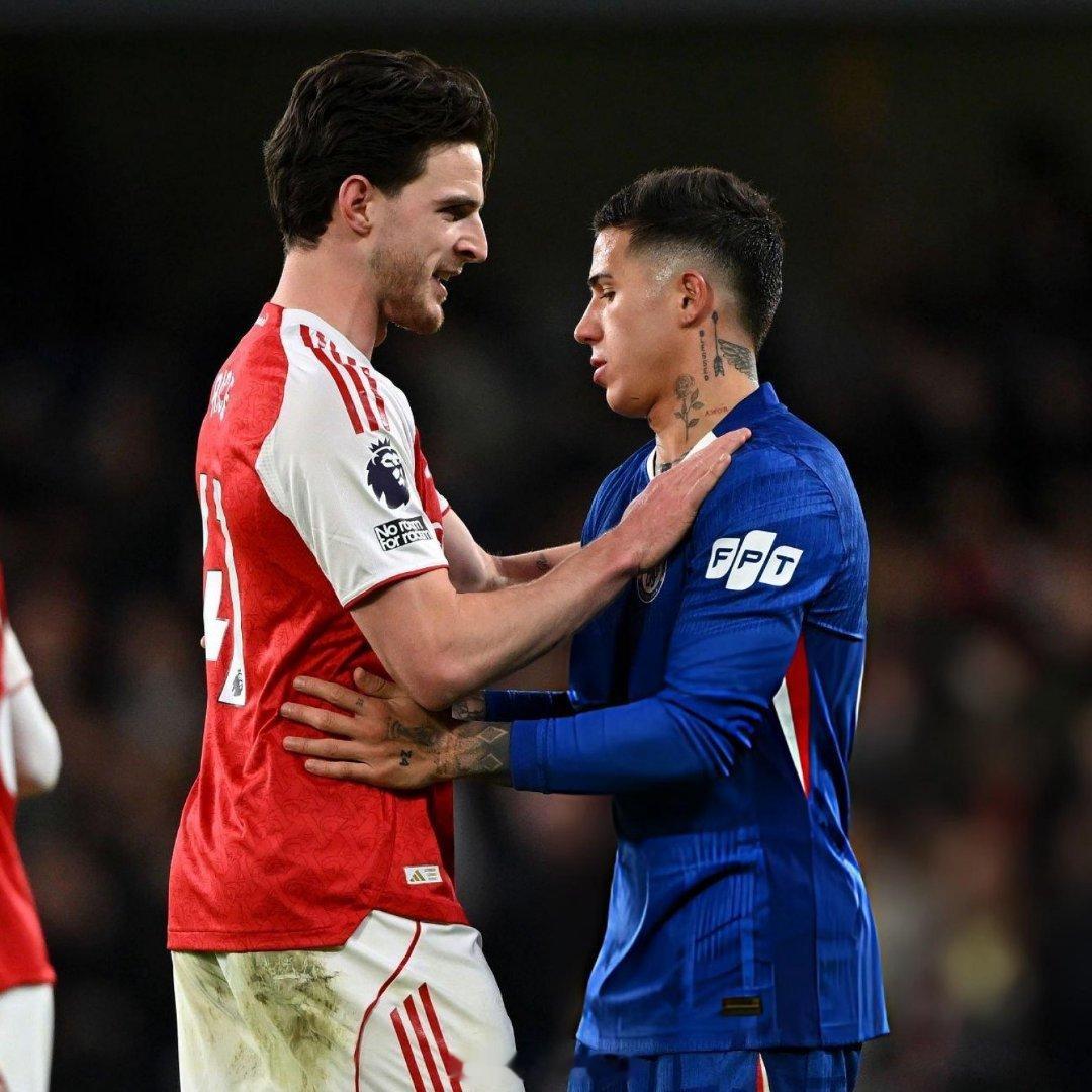 斯坦福桥德比大战🤜🤛凯塞多红牌，十人应战的切尔西在残酷的伦敦德比中1-1逼平