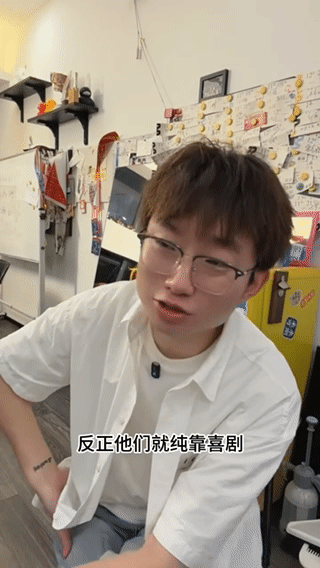 小奇回应脱友3夺冠脱口秀和Ta的朋友们小奇这夺冠感言笑不活了，把前几届大王挨个调