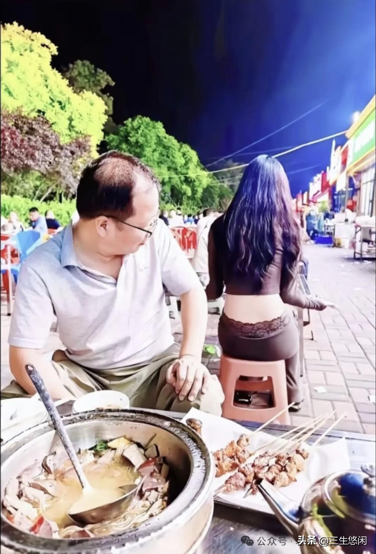 一位性学专家说：
“男人，
一旦有了两个女人，
背后真相只有一个。
男人心里同时
