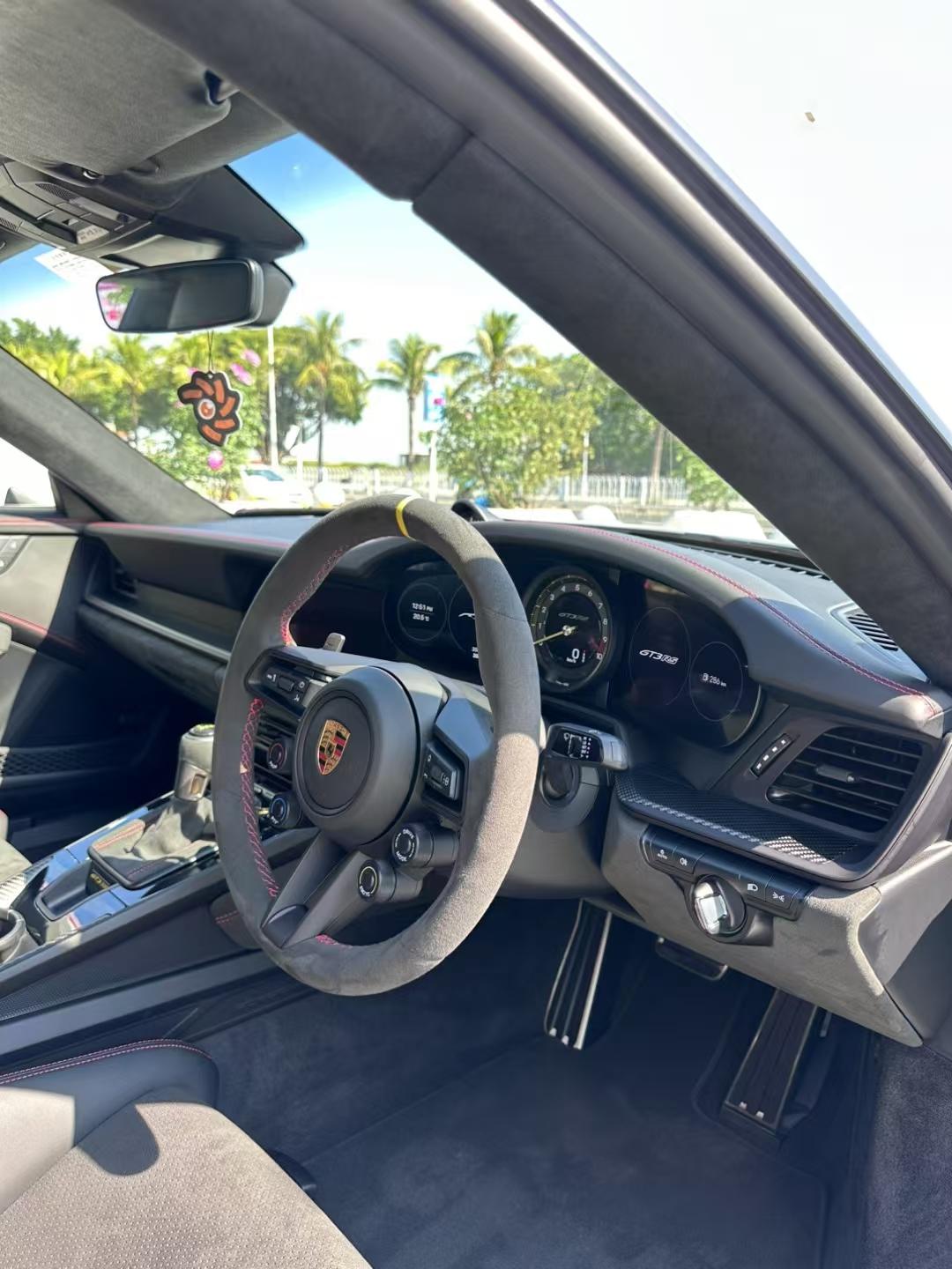 偶遇澳门保时捷992gt3rs实在太帅了吧