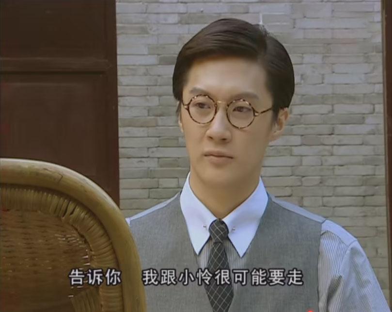 柳春江太藏不住事，竟然告诉林佳尼跟小怜私奔的事，林佳尼估计告诉了柳太太，才导致柳