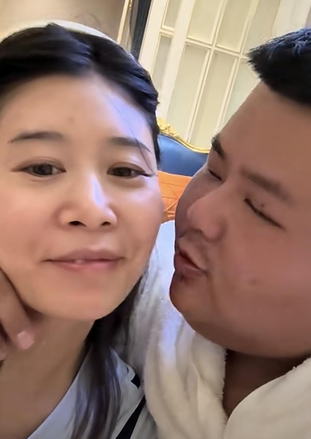 大胃袋良子谈女友基本跟太监娶媳妇差不多，他的胃袋严重影响了他很多功能，娟子跟了良