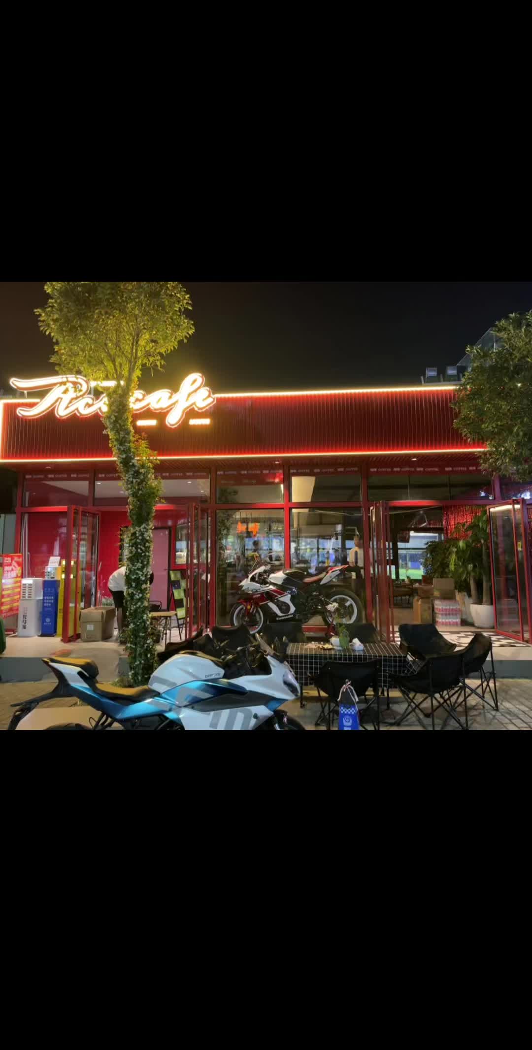 玩车最高境界就是自己开个店 然后把车当镇店之宝！