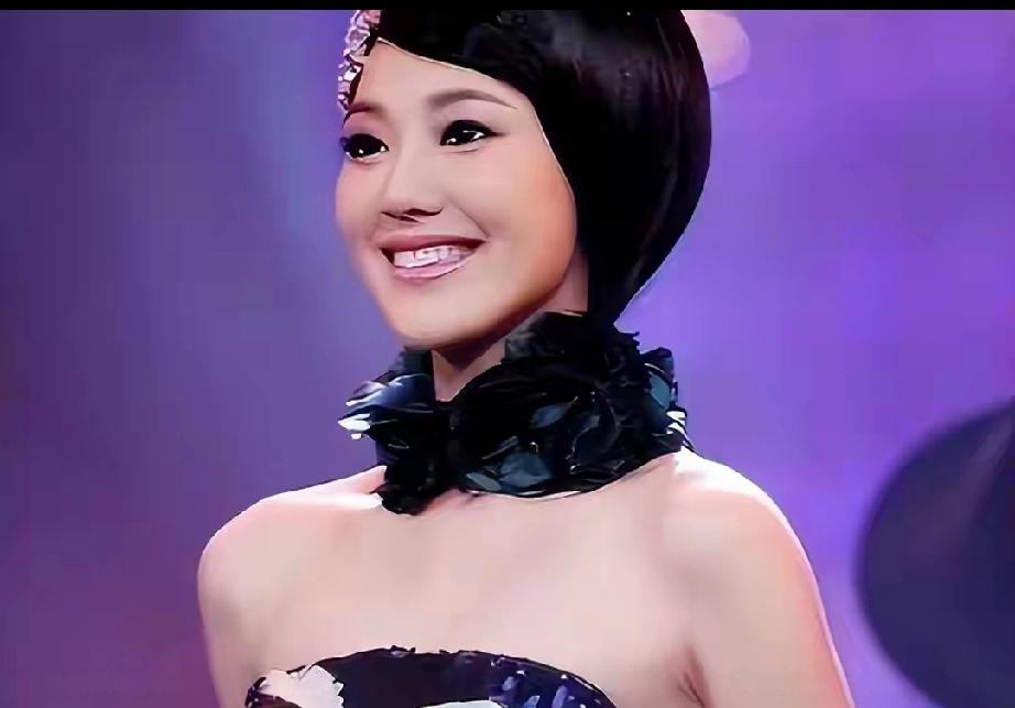 绯闻缠身的央视主持人王冠，如今现状让人感慨
 
        网传被央视开除、