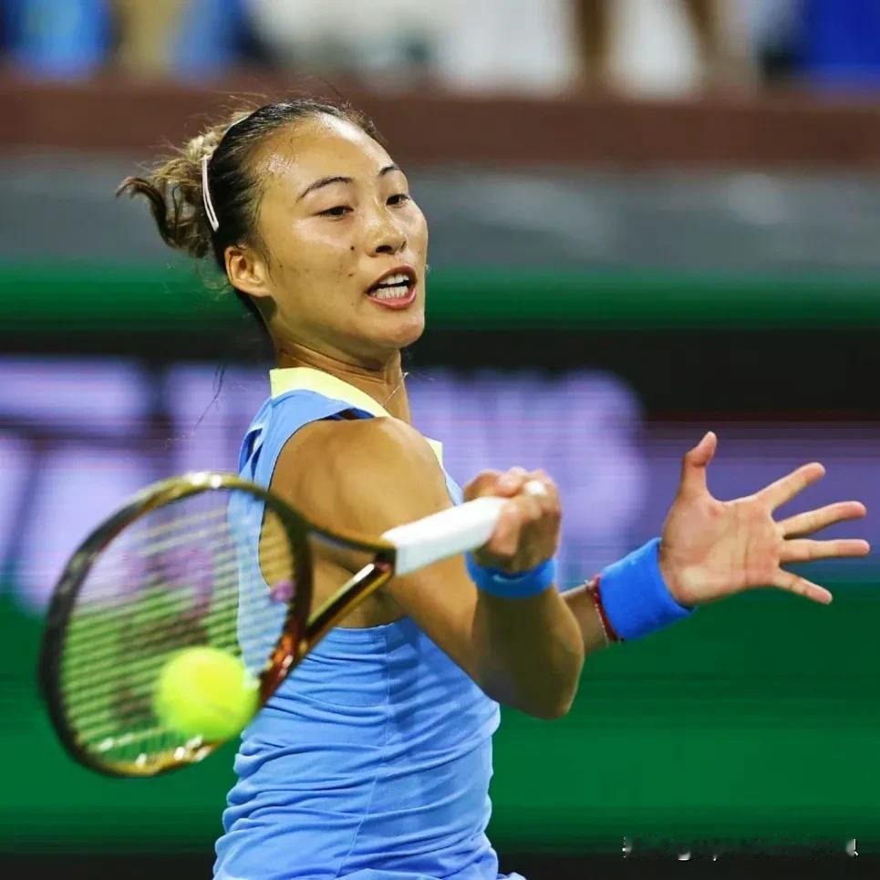 北京时间3月22日，WTA1000迈阿密站，女子单打第二轮，郑钦文对阵捷克选手西