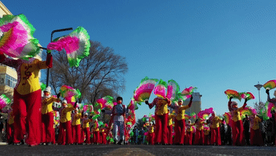 沈腾个人总票房达400亿我宣布：截止目前，本人观看过的电影总票房超1万亿大关！ 